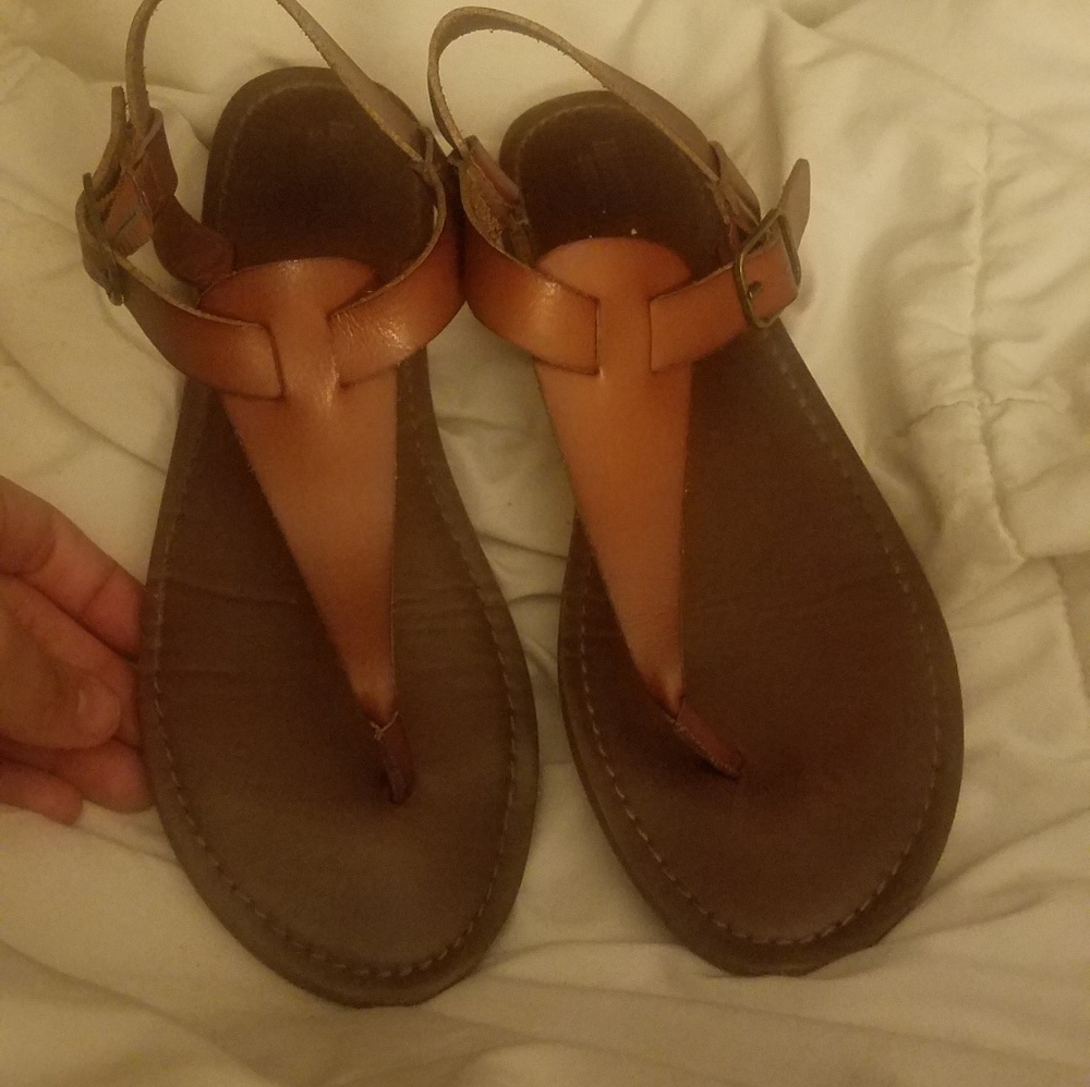 🍃Brown sandals